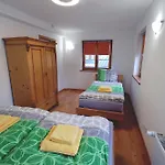 Zum Kalvarienberg In Der Alpenstadt *