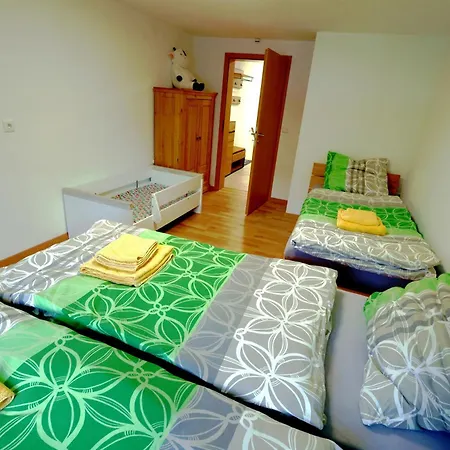 Zum Kalvarienberg In Der Alpenstadt Apartment *